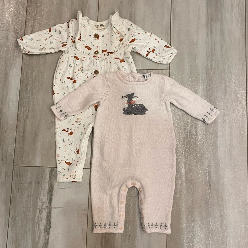 Bundle 2 of Long Sleeve Bodysuits with Animal, size 0-3 months, Heavyweight